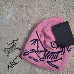 Arc'teryx Pink Black Beanie Birdhead Toque New